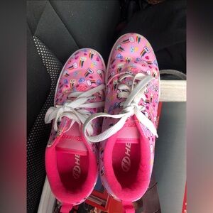 Heelys Pink Patterned Sneakers